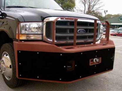 Picture of Diversified Push Bumper Ford F450/F550 SuperDuty and F250/250 4x4 1999-2004 with Winch Mount and Grille Guard