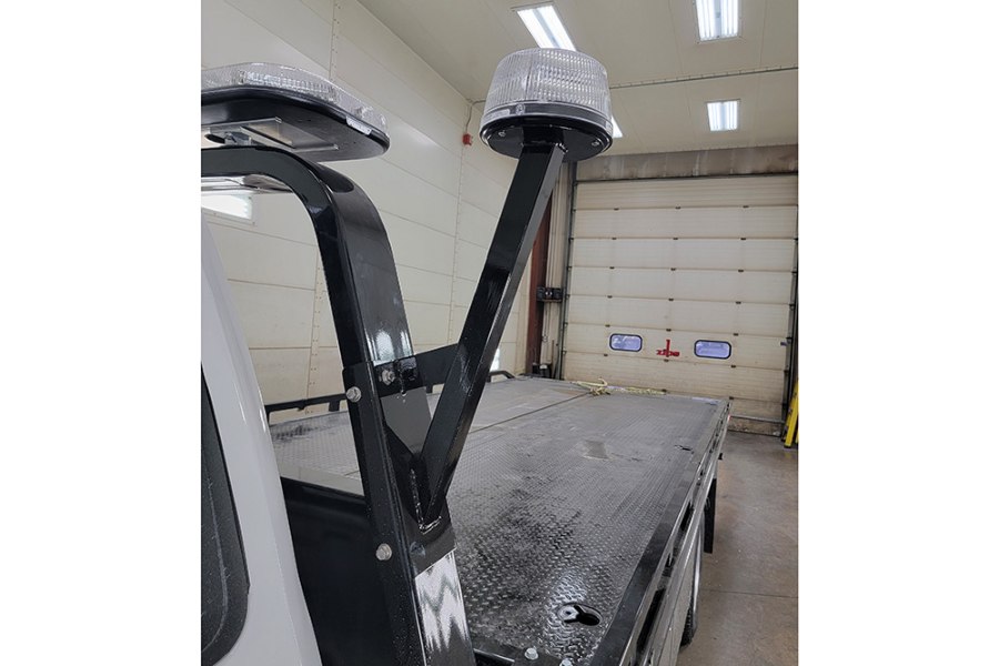 Picture of Zip's Adjustable Light Mount Kit for Pylon Installation