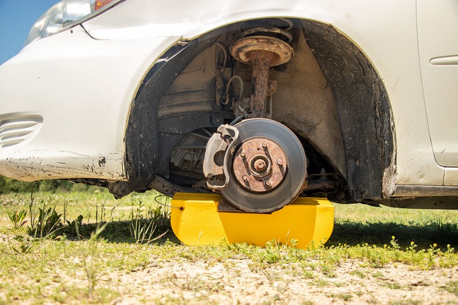 Picture of ITI Yellow Control Arm Skate