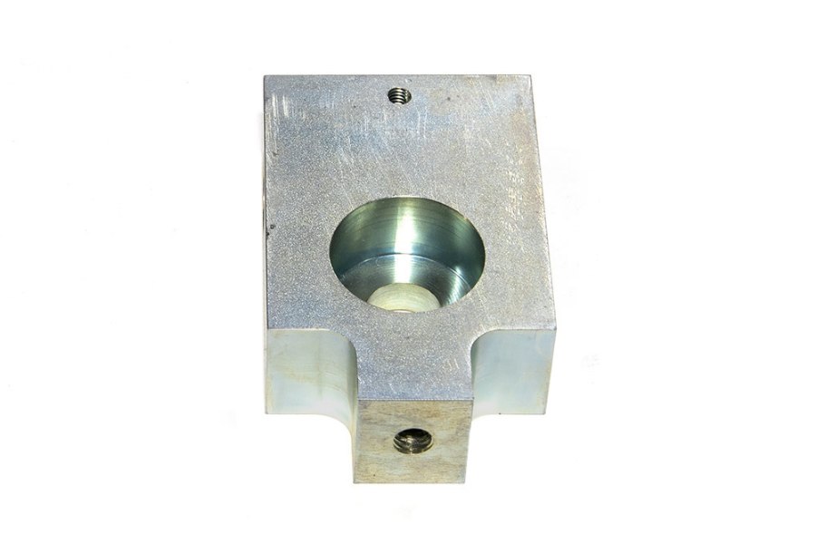 Picture of End Block For L-Arm Cyl