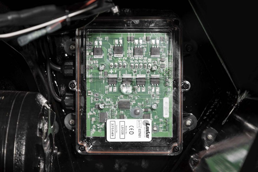 Picture of In The Ditch SP20000 Sidepuller with Integrated Controls