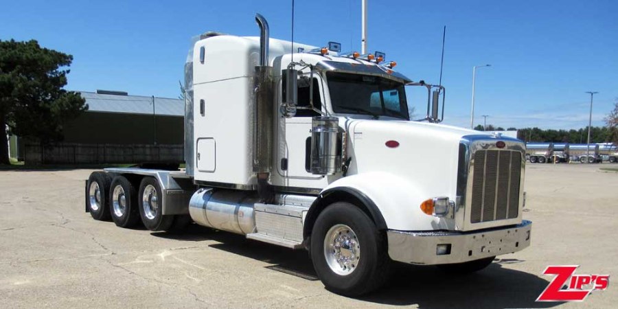 Picture of 2013 Peterbilt 367 w/60" Sleeper Road Tractor, 21733