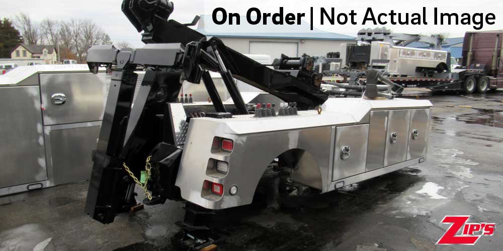 Picture of Century 3212CX2 16 Ton Wrecker