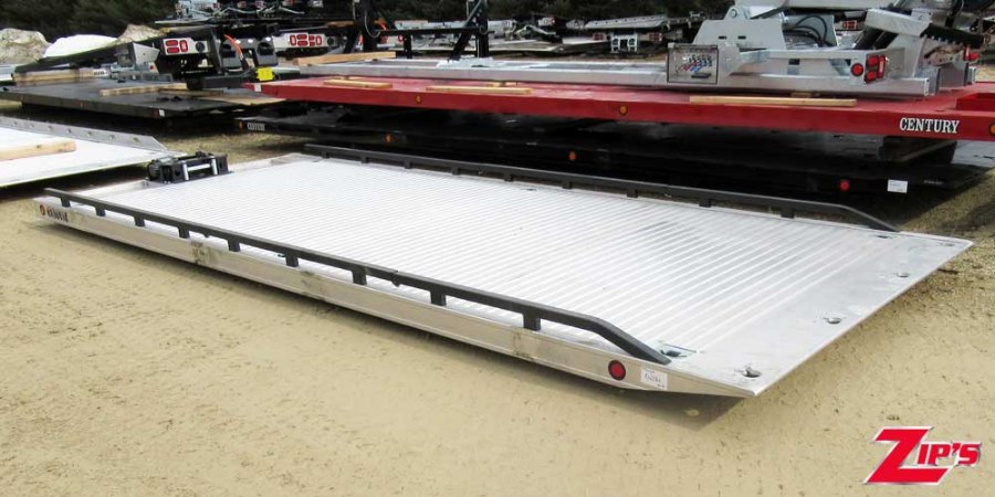 Picture of Century Aluminum 12 Series 21' 6" LCG Car Carrier w/Steel Removable Rails