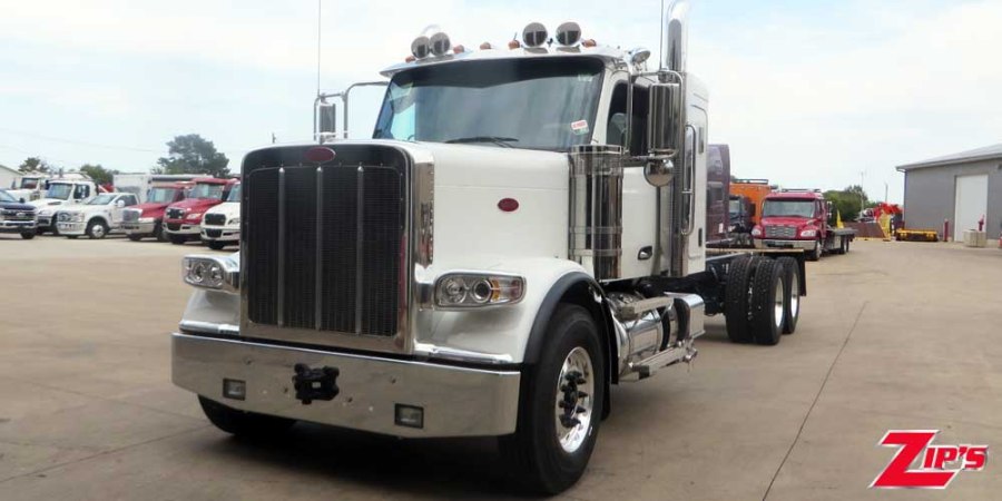 Picture of 2025 Century 5130 25 Ton Wrecker, Peterbilt 589 w/44" Sleeper, 22316