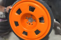 Picture of GUNI Wheel Hub Universal Rotating Hub