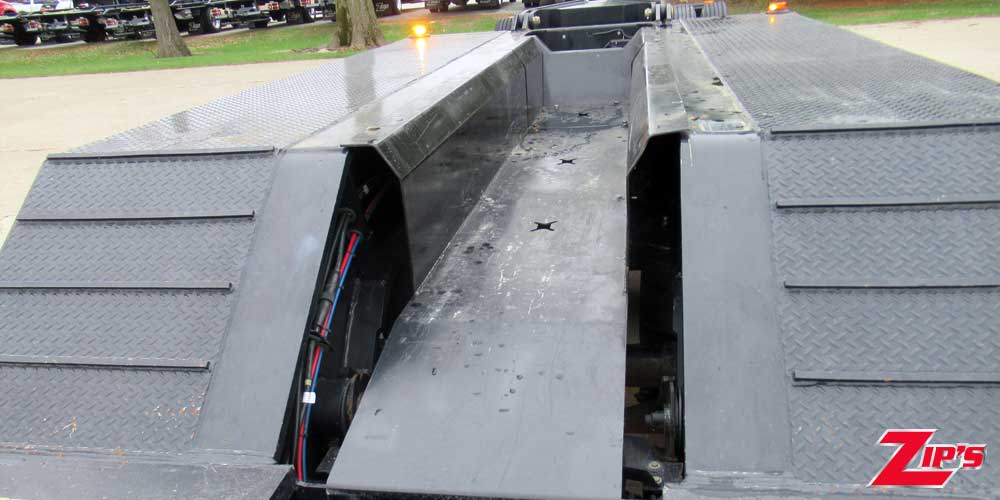 Picture of 2022 Globe GTBN553-58-30-HGG-EX Detachable Goose Neck 53' Industrial Trailer, 20739