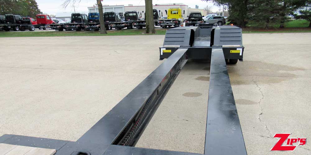 Picture of 2022 Globe GTBN553-58-30-HGG-EX Detachable Goose Neck 53' Industrial Trailer, 20739