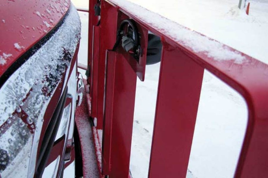 Picture of Diversified Push Bumper Dodge Ram 4500/5500 2011-2018 with Grille Guard