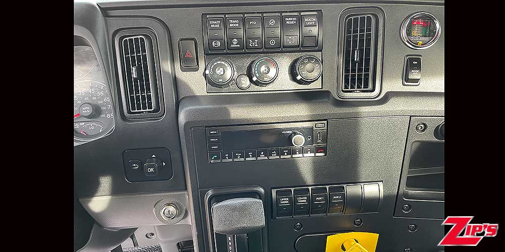 Picture of 2025 Century Aluminum 12 Series LCG™ Car Carrier, International MV, 22040