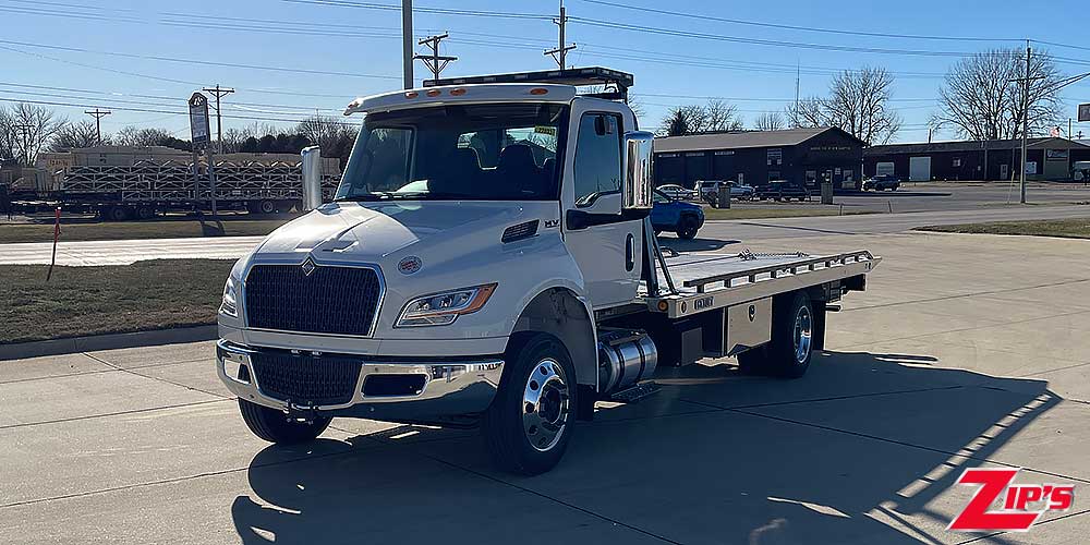 Picture of 2025 Century Aluminum 12 Series LCG™ Car Carrier, International MV, 22033