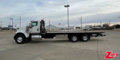 Picture of 2025 Century Steel 20 Series LCG™ Industrial Carrier, International HX520, 20477