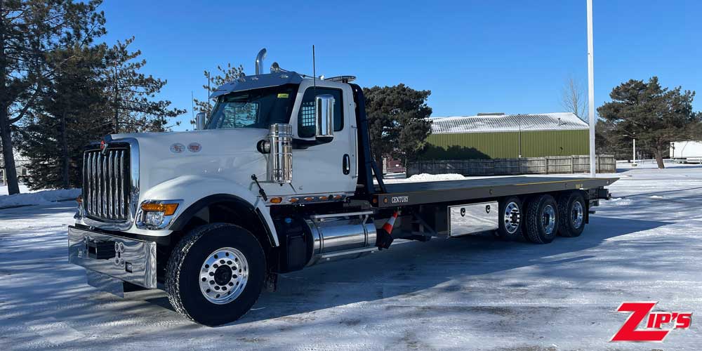 Picture of 2025 Century Steel 30 Series Industrial Carrier, International HX520, 21340