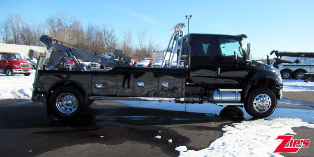 Picture of 2025 Century 3212 16 Ton Medium Duty Wrecker, International MV-X, 21831