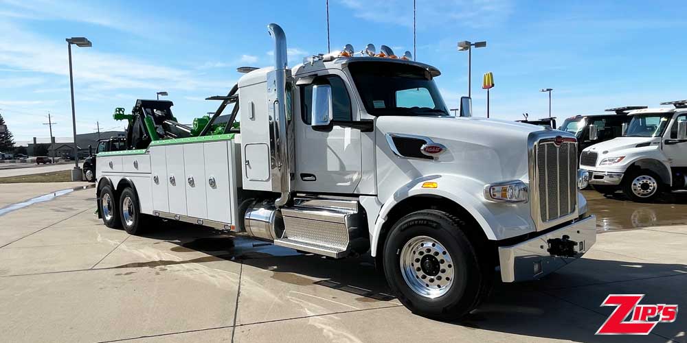 Picture of 2025 Century 7035 35 Ton Wrecker, Peterbilt 567 w/48" Sleeper, 22311