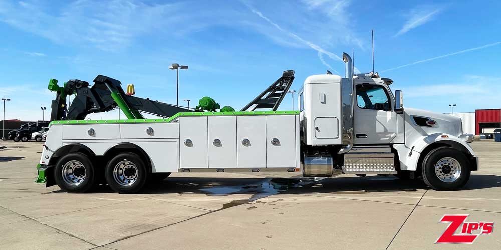 Picture of 2025 Century 7035 35 Ton Wrecker, Peterbilt 567 w/48" Sleeper, 22311