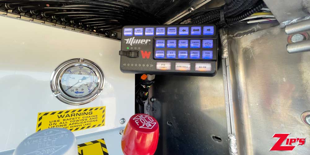 Picture of 2025 Century 7035 35 Ton Wrecker, Peterbilt 567 w/48" Sleeper, 22311