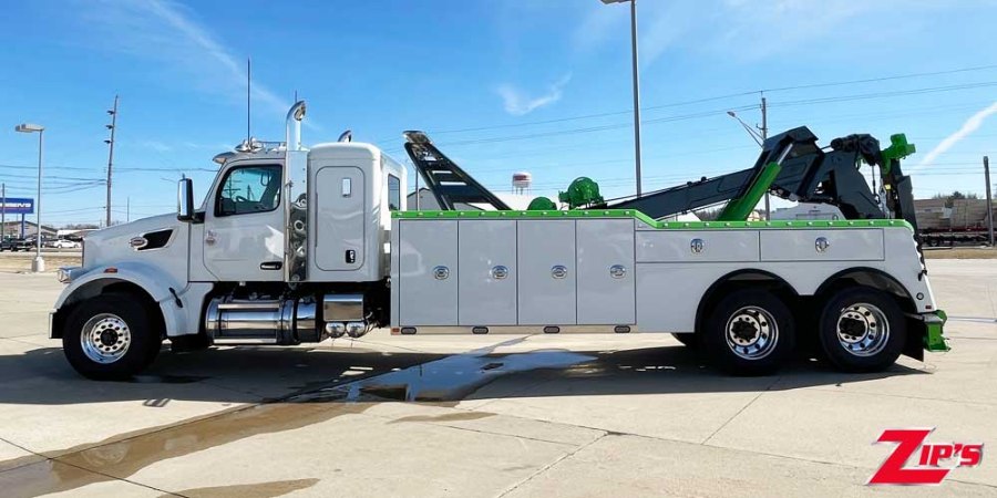 Picture of 2025 Century 7035 35 Ton Wrecker, Peterbilt 567 w/48" Sleeper, 22311