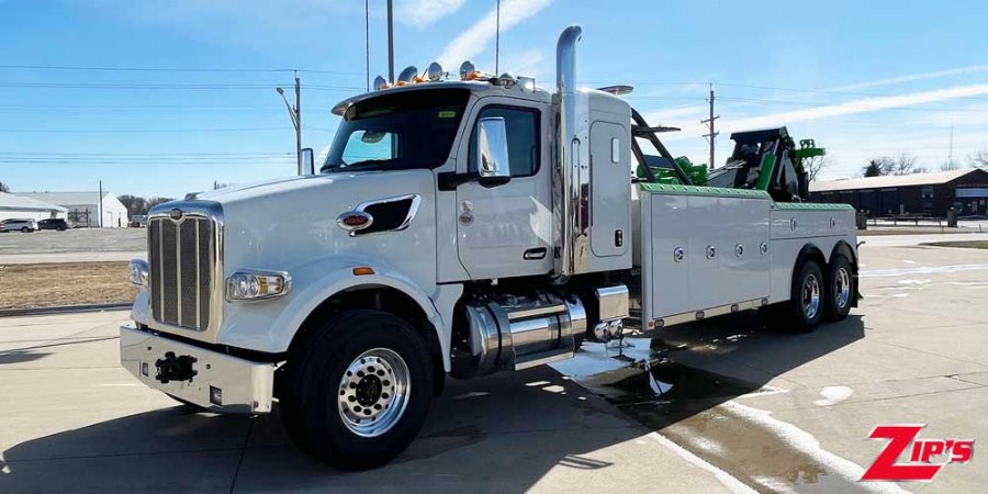 Picture of 2025 Century 7035 35 Ton Wrecker, Peterbilt 567 w/48" Sleeper, 22311
