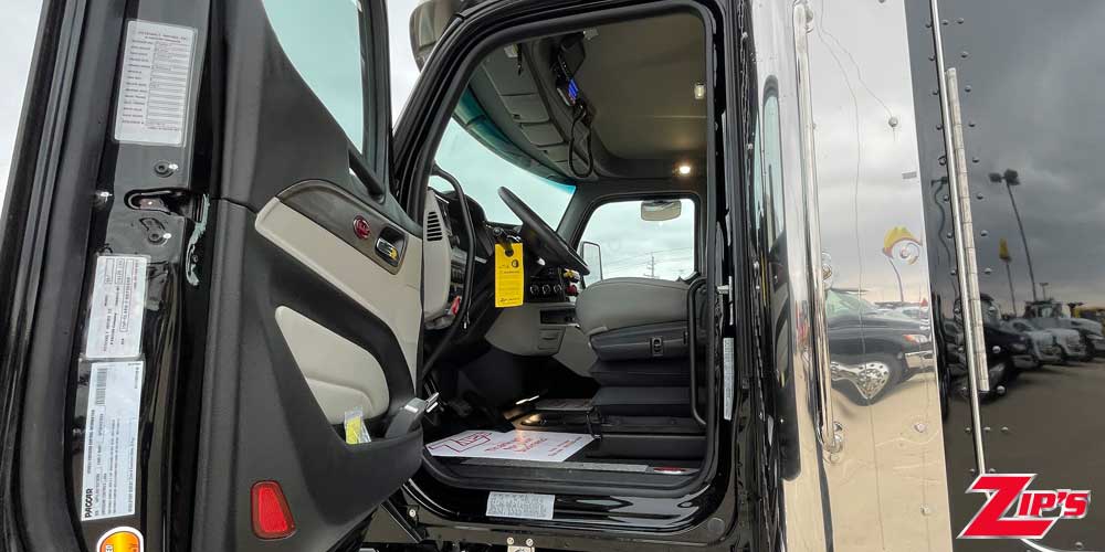 Picture of 2025 Century 5130 25 Ton Wrecker, Peterbilt 567 w/44" Sleeper, 20648