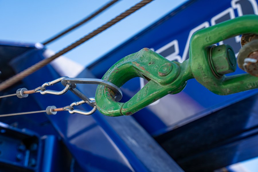 Picture of EZ Claw Extendable Cable Tieback for HD Rotator