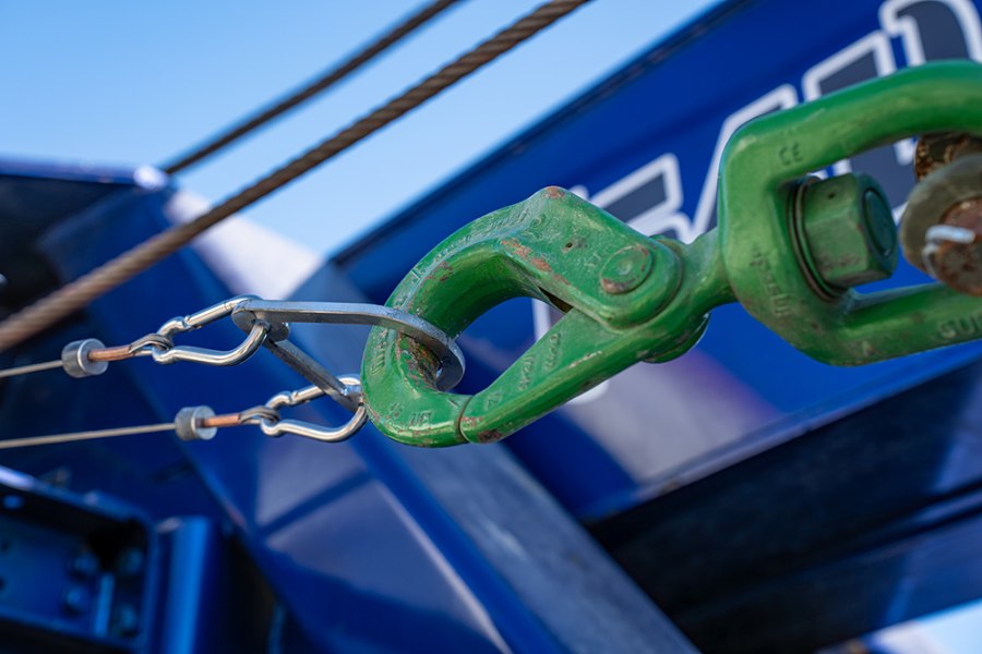 Picture of EZ Claw Extendable Cable Tieback for HD Rotator