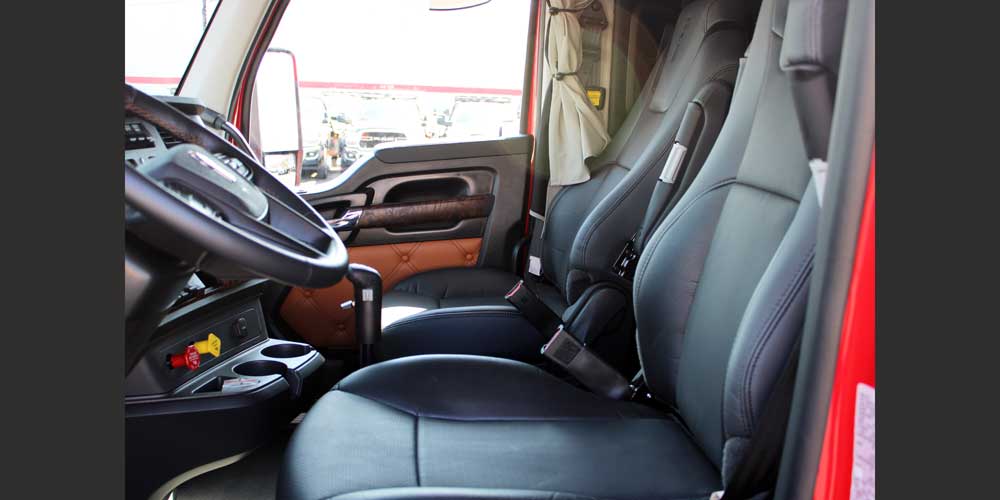 Picture of 2025 Century 5130 25 Ton Wrecker, Kenworth T880 w/36" Sleeper, 20981