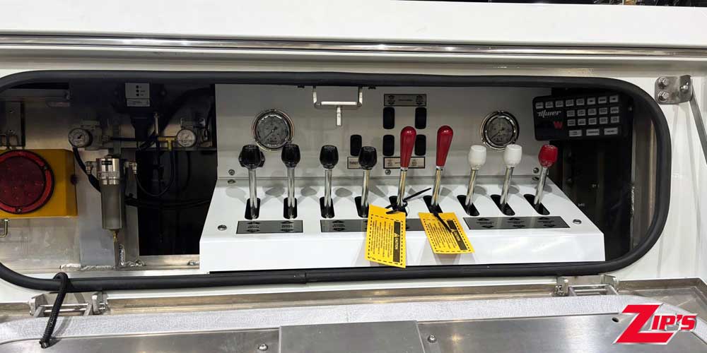 Picture of 2025 Century 5130 25 Ton Wrecker, Peterbilt 589 w/44" Sleeper, 20979