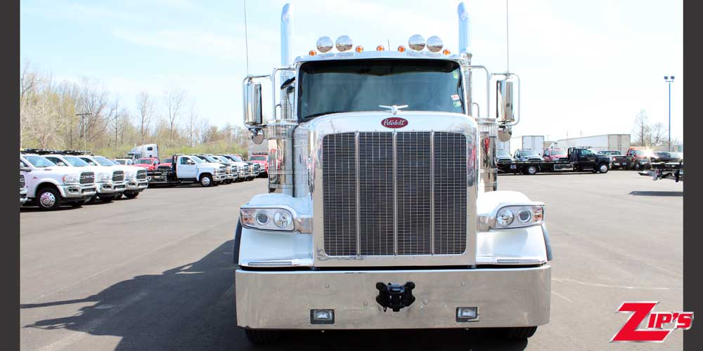 Picture of 2025 Century 5130 25 Ton Wrecker, Peterbilt 589 w/44" Sleeper, 20979