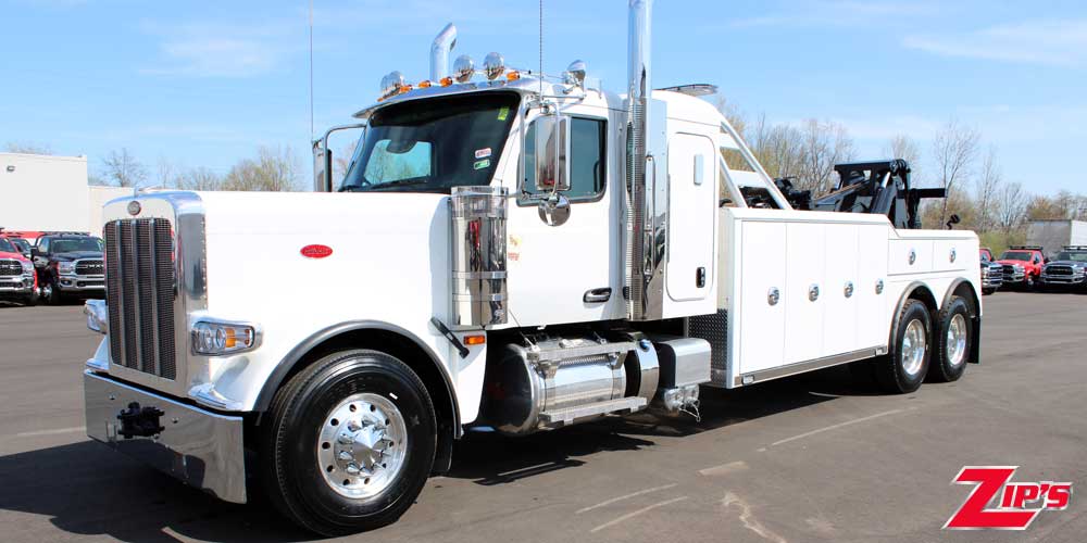 Picture of 2025 Century 5130 25 Ton Wrecker, Peterbilt 589 w/44" Sleeper, 20979
