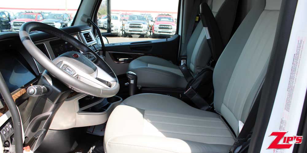 Picture of 2025 Century 5130 25 Ton Wrecker, Peterbilt 589 w/44" Sleeper, 20979