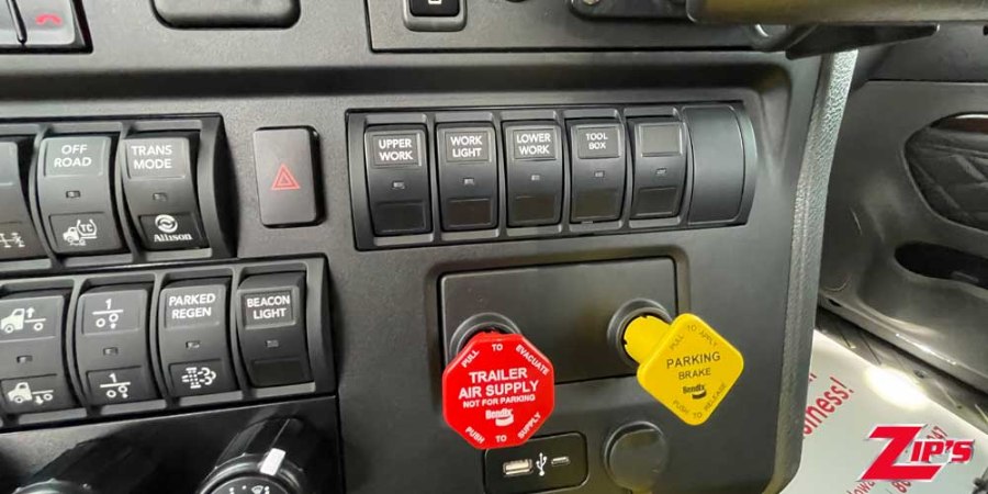 Picture of 2025 Century Wood 30 Series LCG™ Industrial Carrier, International HX520, 21330