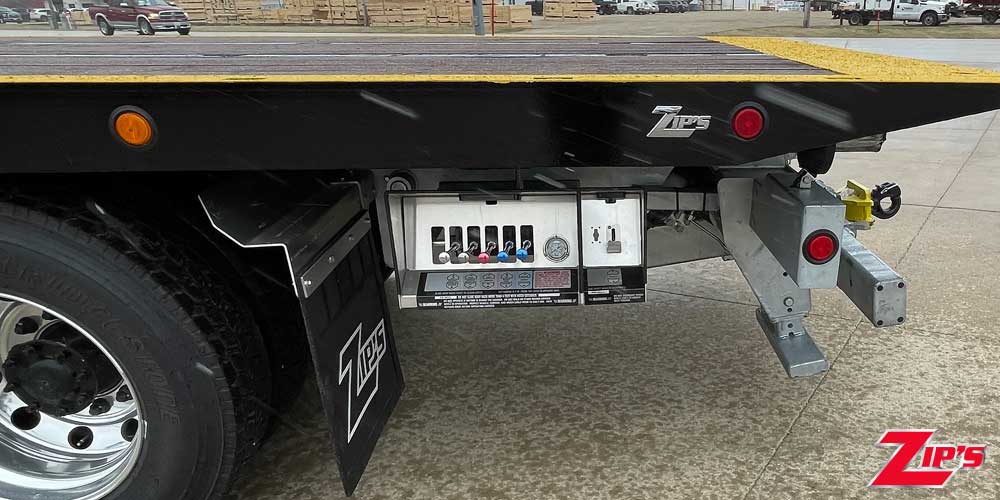 Picture of 2025 Century Wood 30 Series LCG™ Industrial Carrier, International HX520, 21330