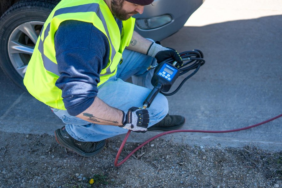 Picture of Ken-Tool Handheld Automatic Tire Inflator