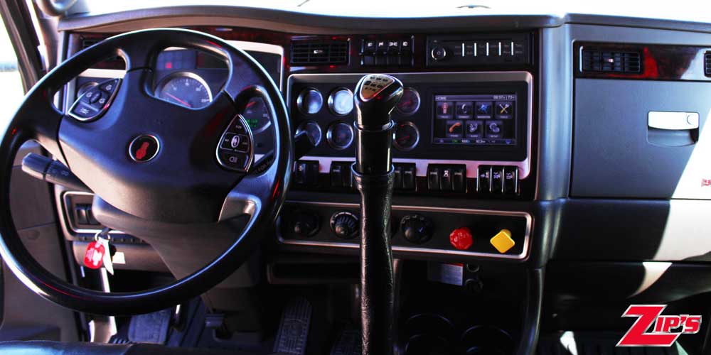 Picture of 2016 Century 5130 25 Ton Wrecker, Kenworth T800 w/30" Sleeper, 22717