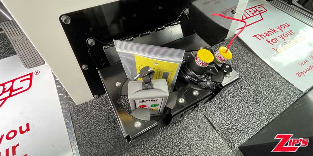 Picture of 2025 Century 30 Series LCG™ Wood Industrial Carrier, Autocar DC64 6X4, 21275