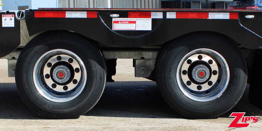 Picture of 2025 Landoll 930E-51-15 Galvanized Traveling Tail Trailer, 22636