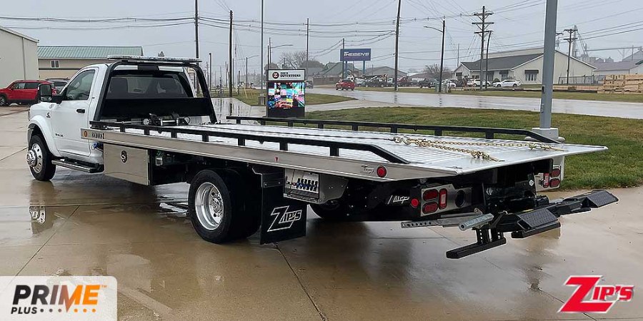 Picture of Buyers Dual Latch Diamond Tread Aluminum Topsider Truck Toolbox