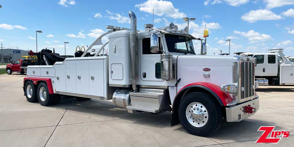 Picture of 2022 Vulcan V70 35 Ton Wrecker, Peterbilt 389 w/36" Sleeper, 20484