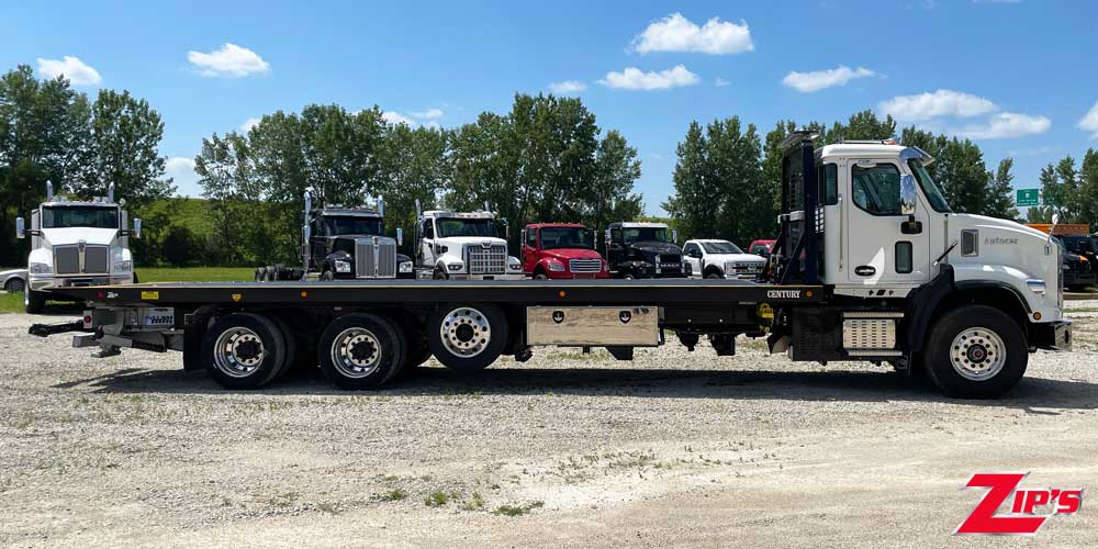 Picture of 2025 Century 30 Series LCG™ Steel Industrial Carrier, Autocar DC64 6X4, 21240