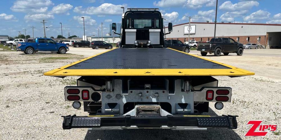 Picture of 2025 Century 30 Series LCG™ Steel Industrial Carrier, Autocar DC64 6X4, 21240