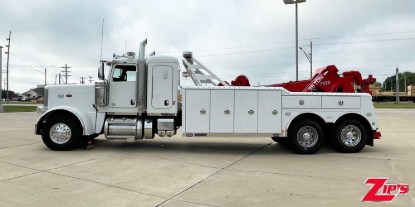 Picture of 2023 Century 7035 35 Ton Heavy Duty Wrecker, Peterbilt 389 w/36" Sleeper, 20485