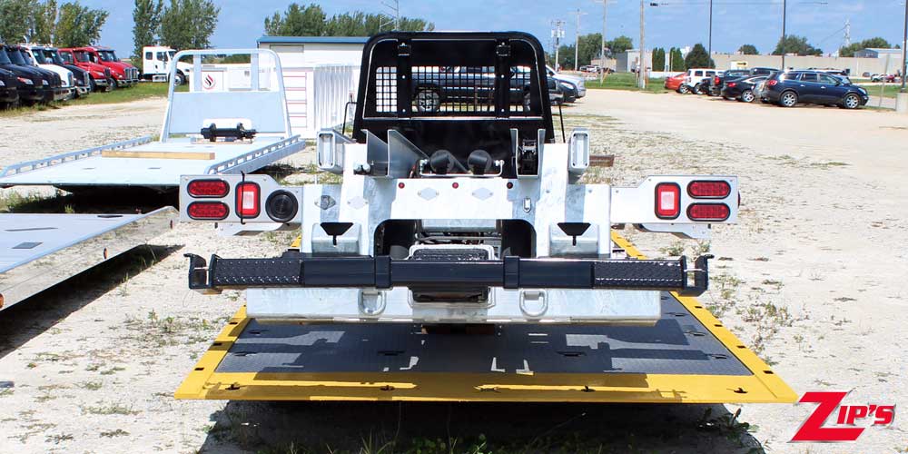 Picture of Century 30' Steel 30 Series LCG™ Industrial Carrier, w/10k Wheel Lift & Galvanized Subframe
