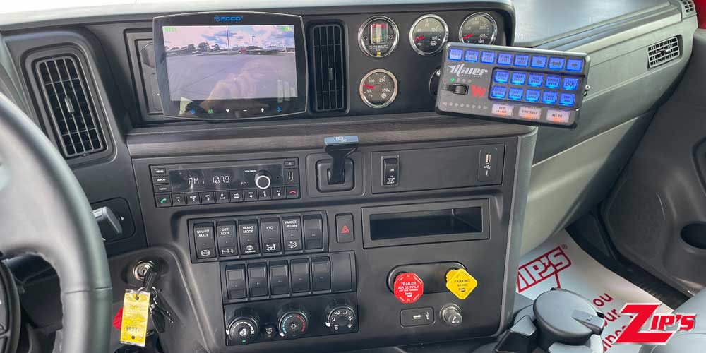 Picture of 2025 Century 4024 20 Ton Wrecker, International MV-X, 22086