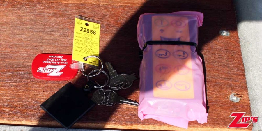 Picture of 2026 Landoll 930E-51-15 Galvanized Traveling Tail Trailer, 22858