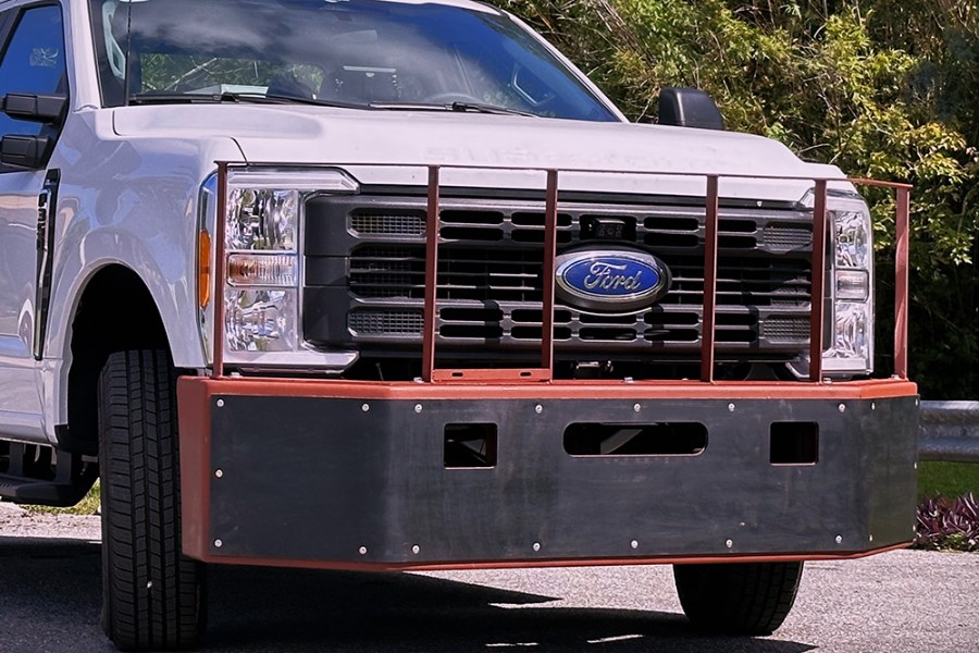 Picture of Push Bumper, Ford F-250/F350 2x4 Super Duty With Winch Mount (2011-2015) With
Grille Guard