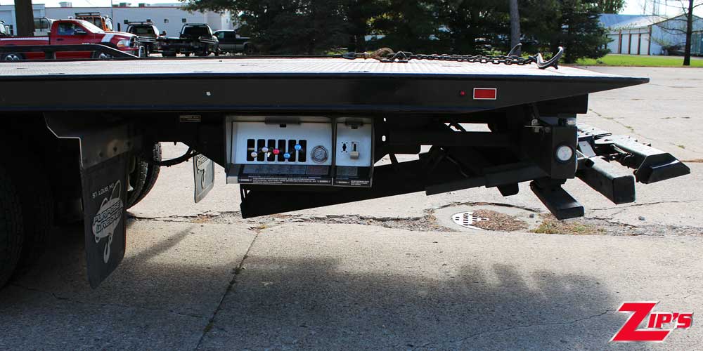 Picture of 2022 Century Steel 16 Series LCG™ Car Carrier, Freightliner M2EC, 23170