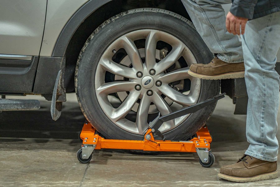 Picture of GUNI 360 Vehicle Positioning Dolly