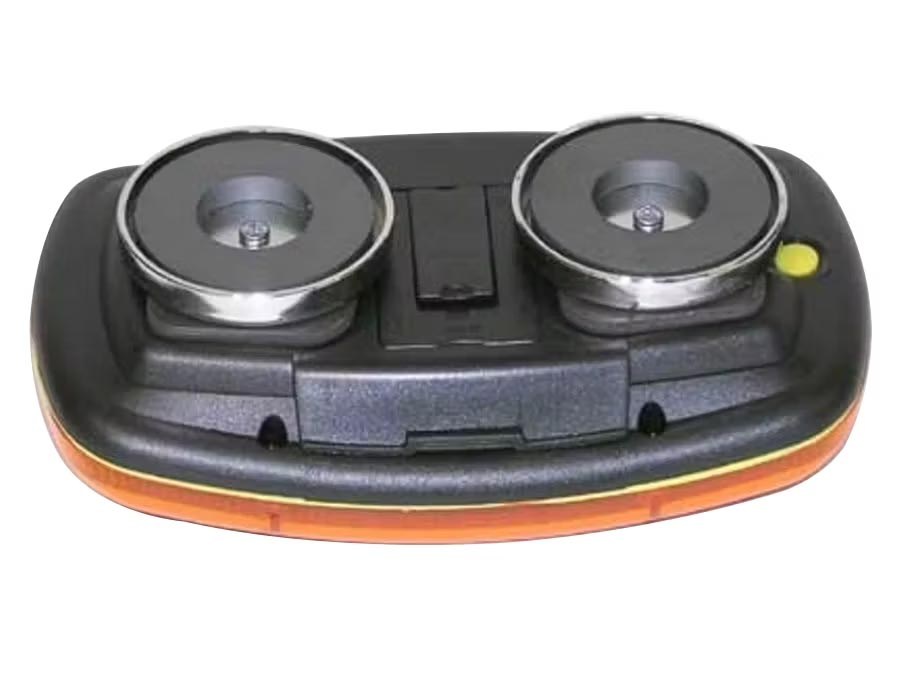 Picture of Whelen Flashing Warning LED Light Self Contained W/ Magnet Mount