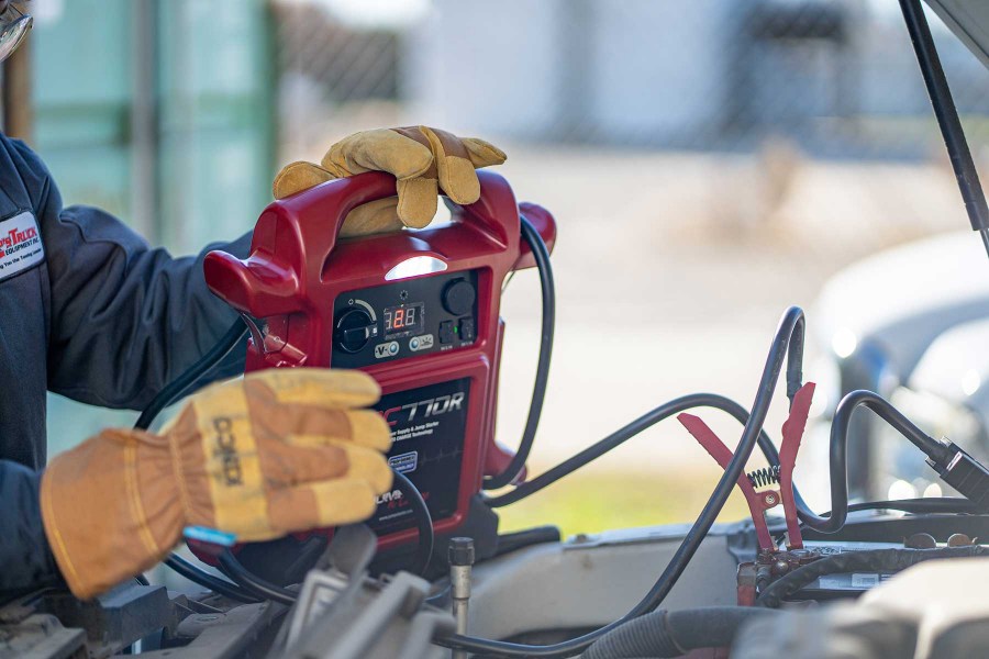 Picture of Jump-N-Carry 1700 Peak Amp Premium 12 Volt Jump Starter